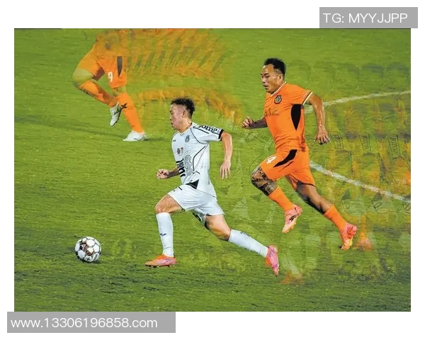 足球明星的可爱瞬间高清图片大集合让你领略他们的魅力与风采